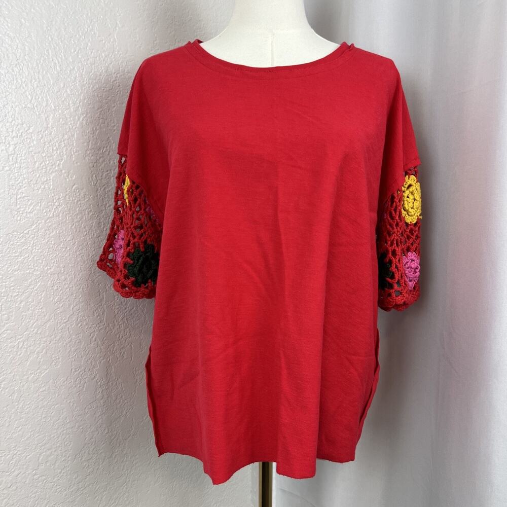 Umgee Top Womens Large Red Crochet Floral Sleeves‎ Boho Relaxed Artsy Granny NWT